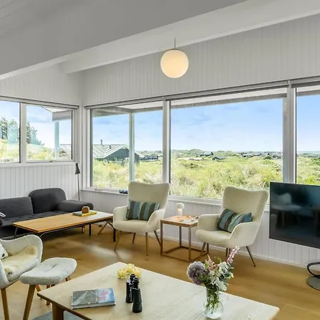 Jannus - 600m From The Sea By Interhome *