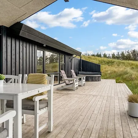 Semesterbostad Jannus - 600m From The Sea By Interhome *