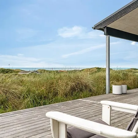Jannus - 600m From The Sea By Interhome Saltum